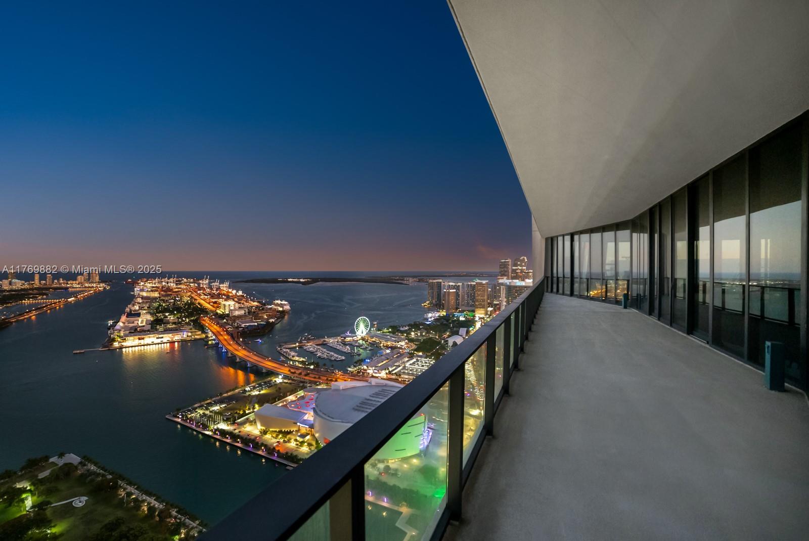 ONE THOUSAND MUSEUM CONDO - Residential