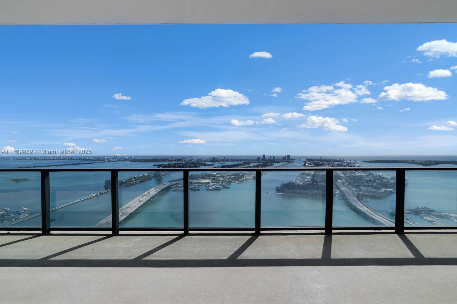 ONE THOUSAND MUSEUM CONDO - Residential