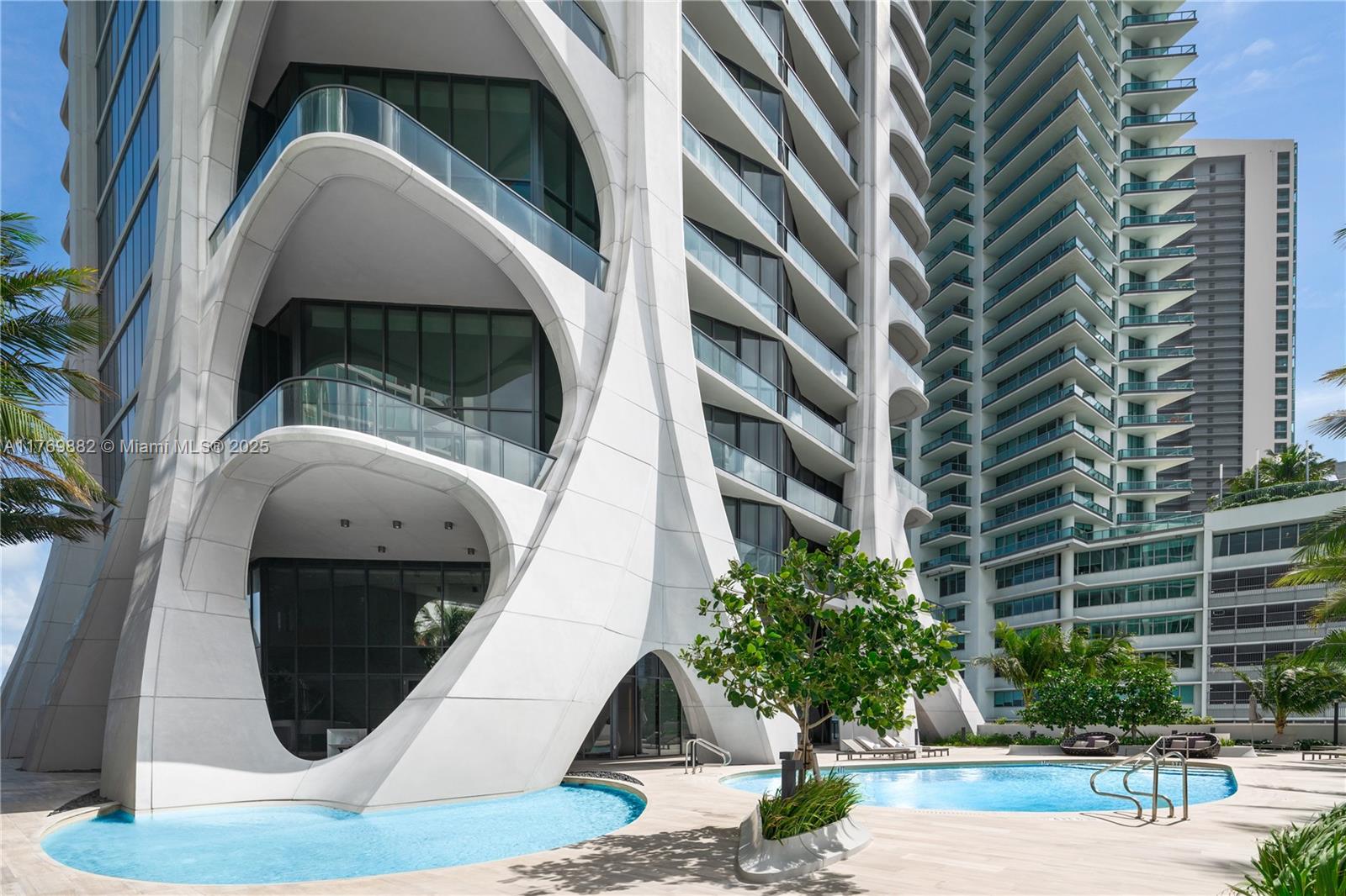 ONE THOUSAND MUSEUM CONDO - Residential