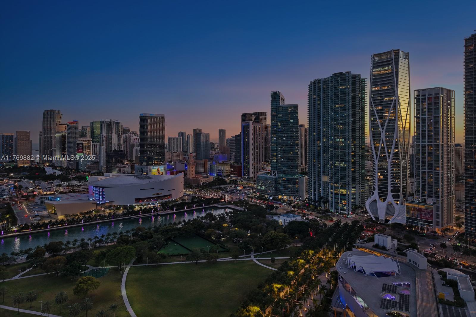 ONE THOUSAND MUSEUM CONDO - Residential
