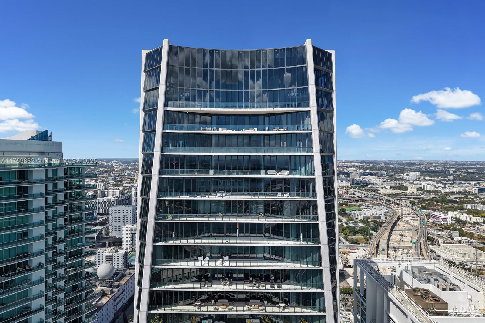 ONE THOUSAND MUSEUM CONDO - Residential