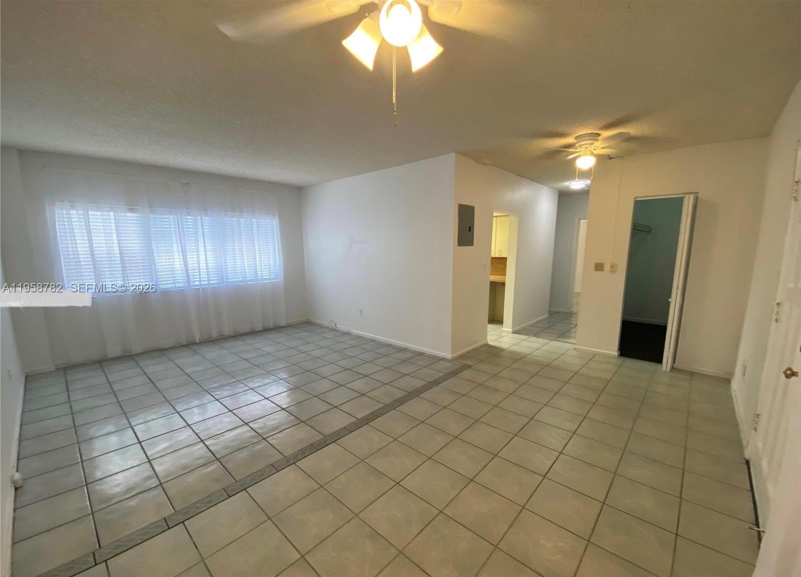 BAYS WATER CONDO - Residential Lease