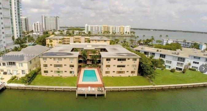 BAYS WATER CONDO - Residential Lease