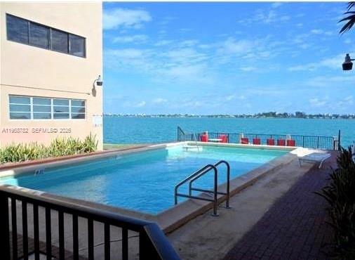 BAYS WATER CONDO - Residential Lease