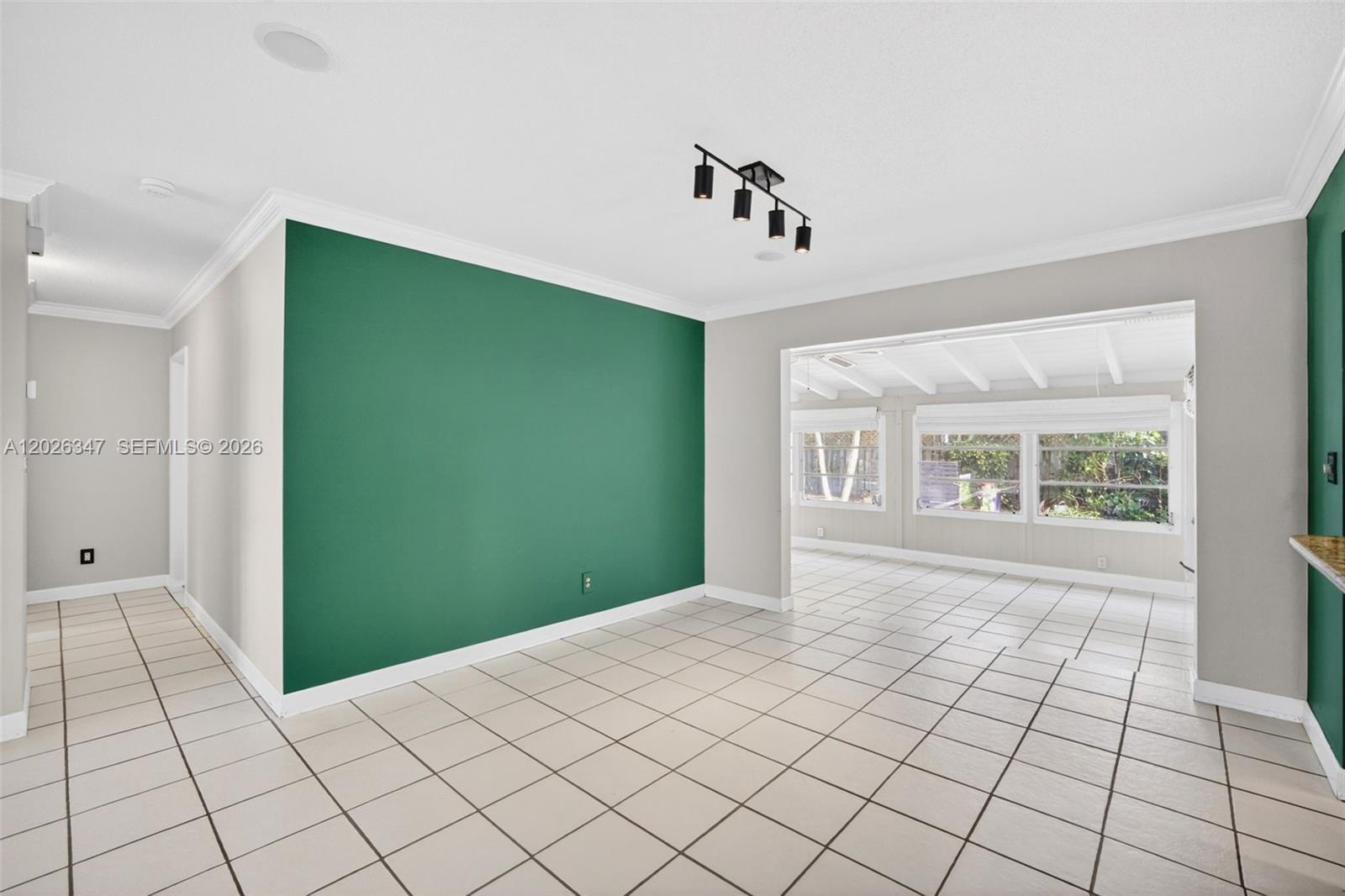 CORAL RIDGE ISLES - Residential