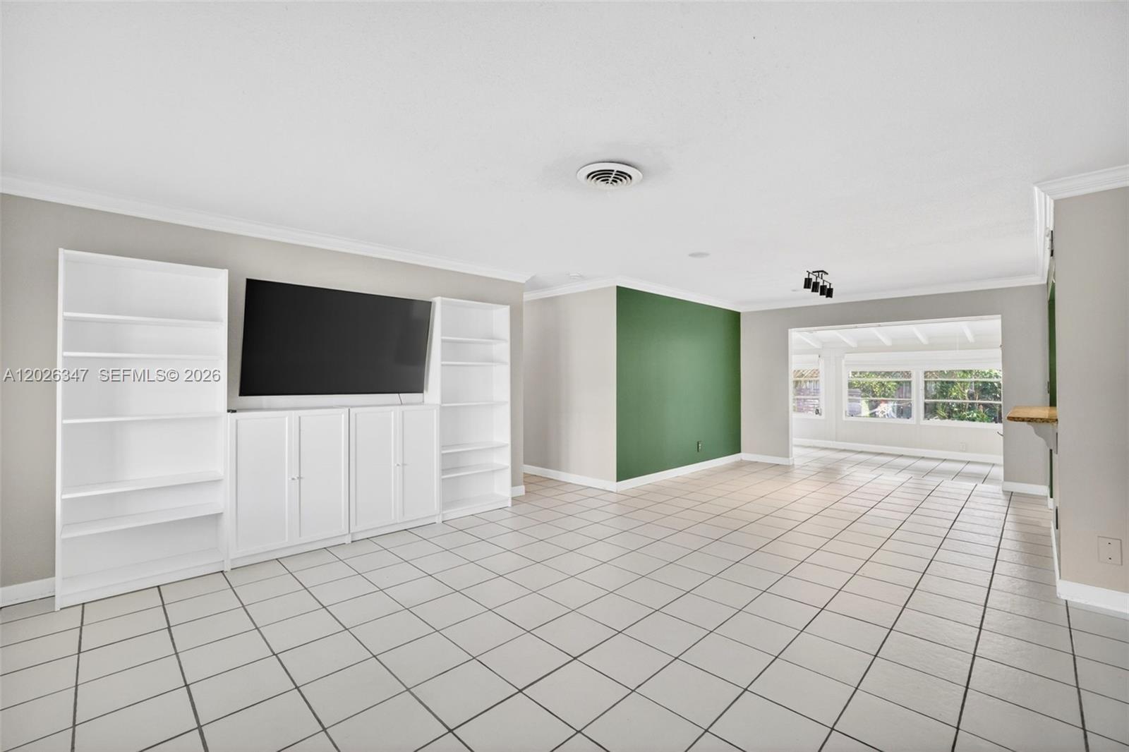 CORAL RIDGE ISLES - Residential