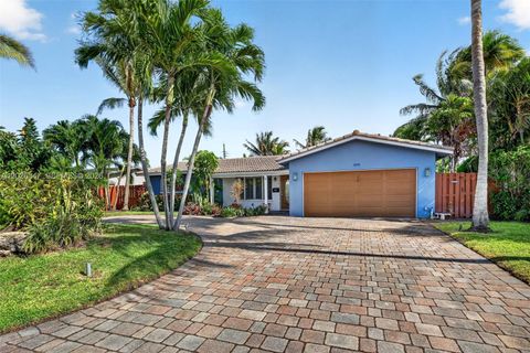 Tiny photo for 1640 NE 60th St, Fort Lauderdale, FL 33334 (MLS # A12026347)