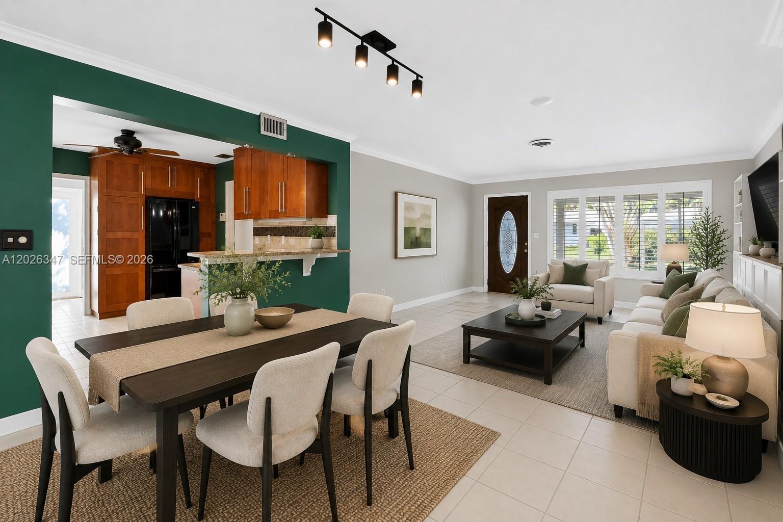 CORAL RIDGE ISLES - Residential