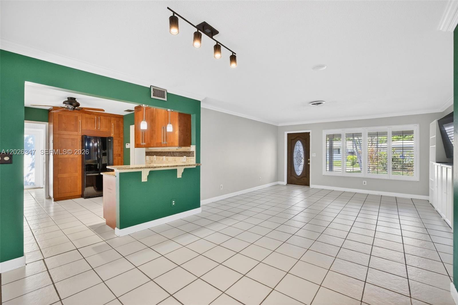 CORAL RIDGE ISLES - Residential