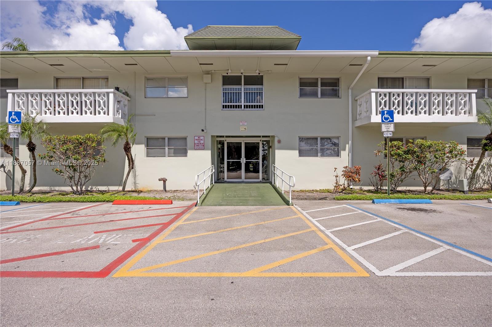 VILLAGE GREEN CONDO - Residential
