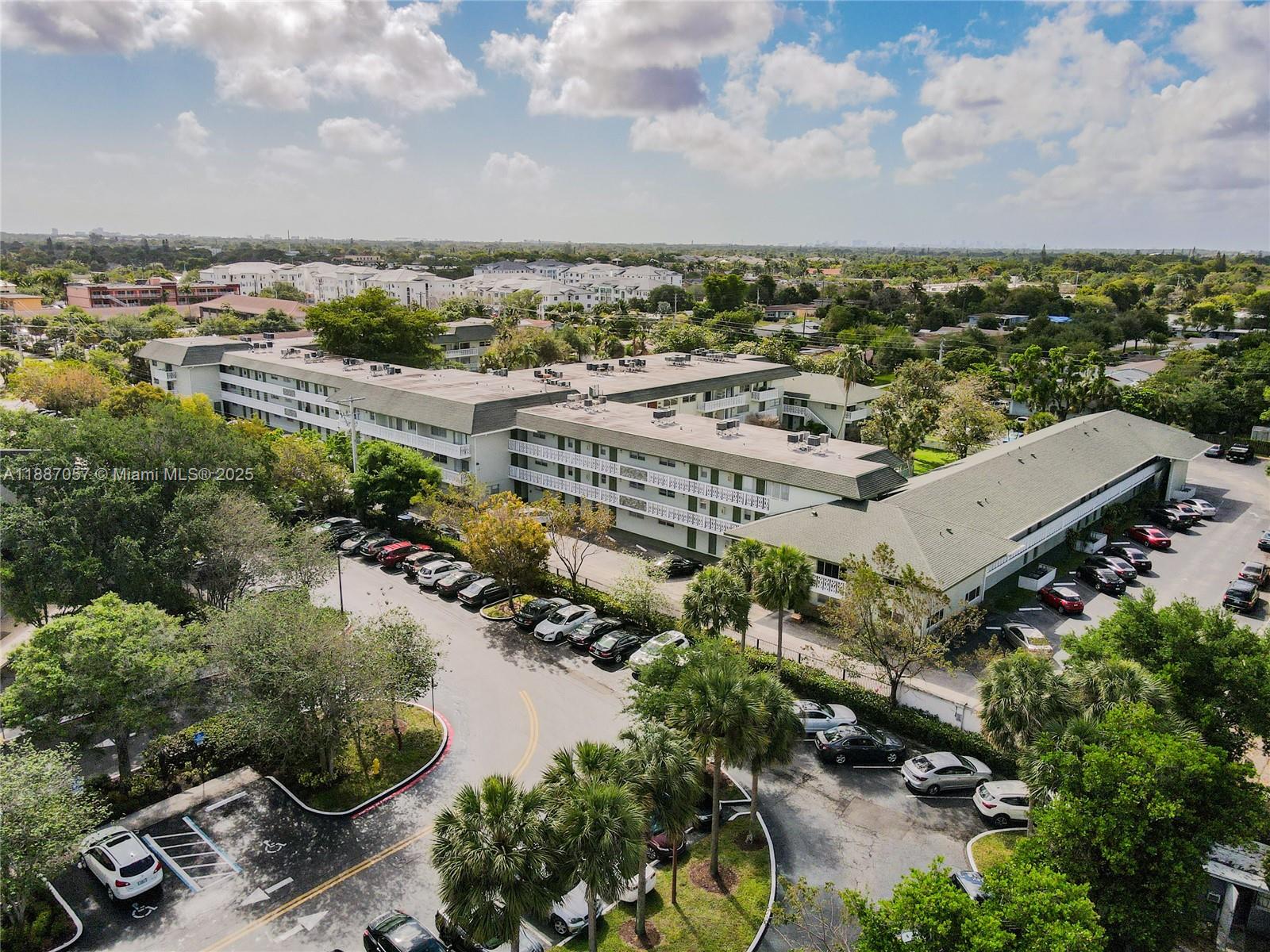VILLAGE GREEN CONDO - Residential