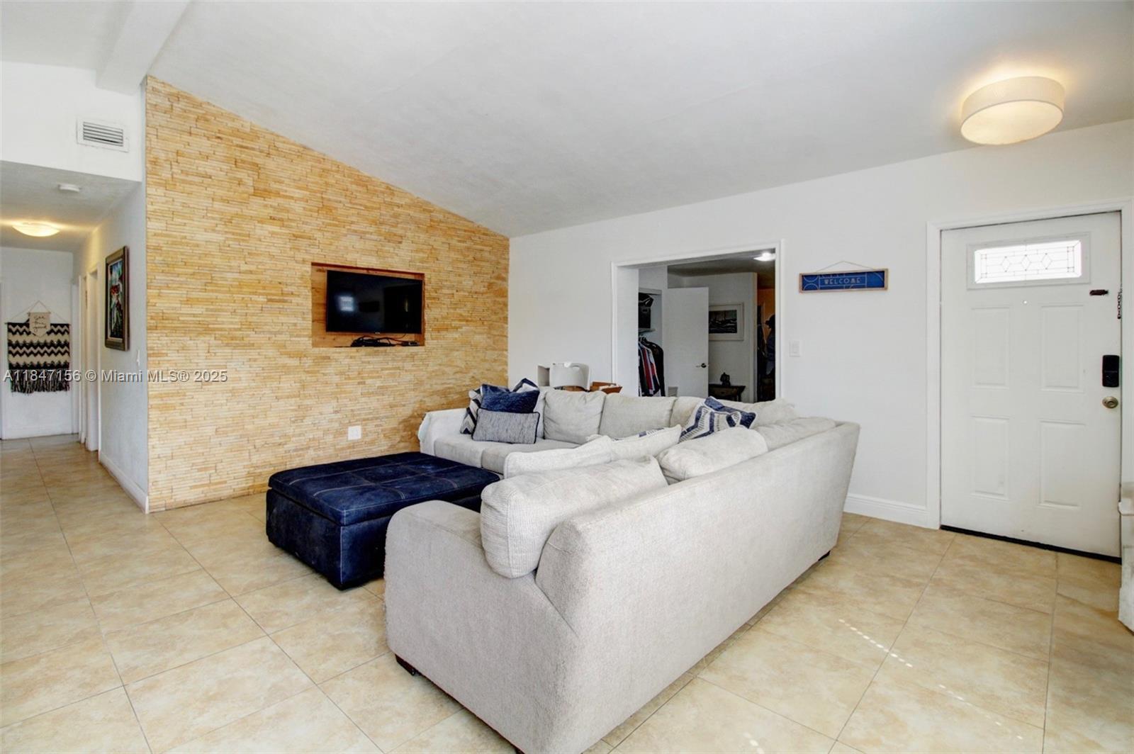 PALMETTO COUNTRY CLUB EST - Residential