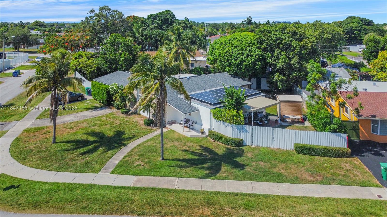 PALMETTO COUNTRY CLUB EST - Residential