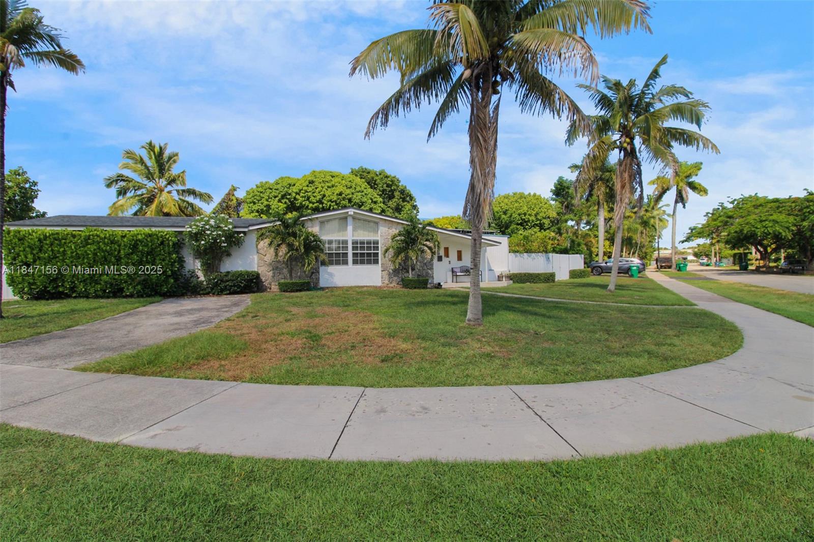 PALMETTO COUNTRY CLUB EST - Residential