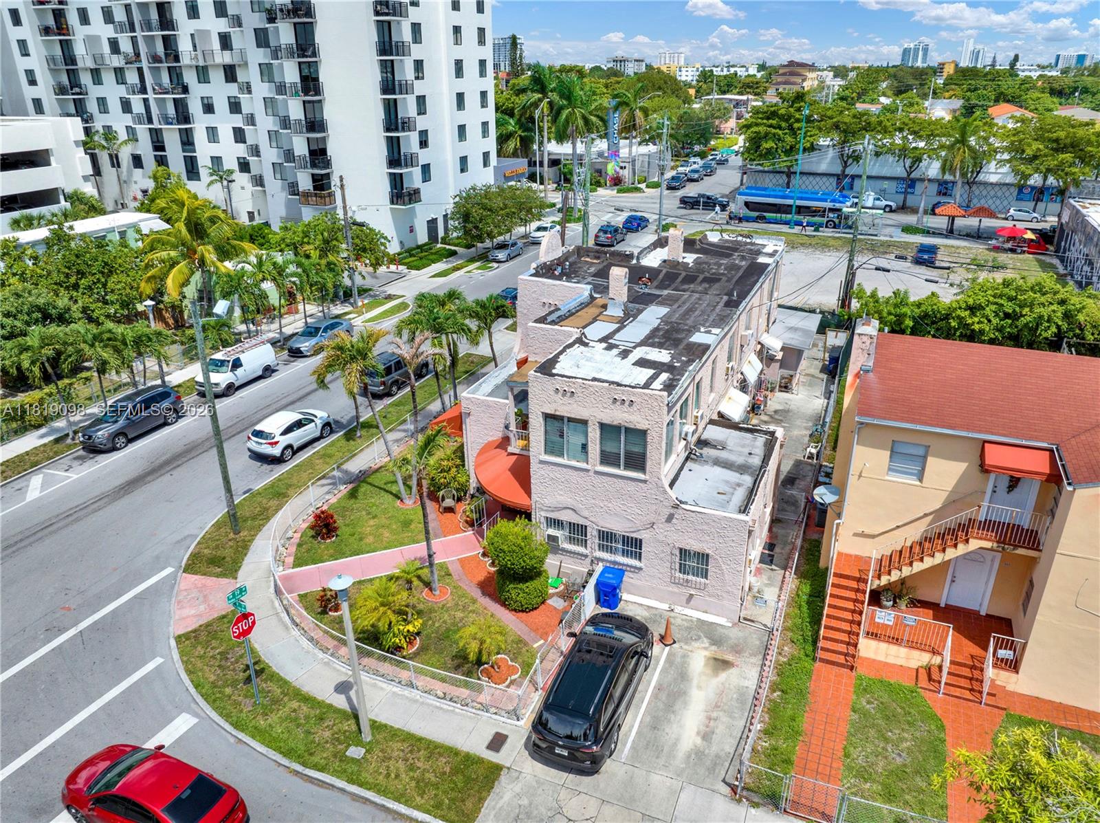 829 SW 19th Ave