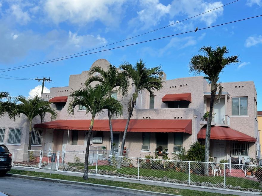 Best Location Miami's Historic Little Havana Multifamily Income Property Havana - SW Calle 8 - Zoned  T 4-R.

One of Miami's most Iconic Street and just minutes from I-95 Brickell, Downtown, Coral Gables and Miami Airport. Home to the annual Calle Ocho Festival, celebrating Hispanic culture.
 Little Havana is well-served by public transportation, with multiple bus routes and a free trolley service making it easy to navigate the area.
Seller Financing posible with 50% down.