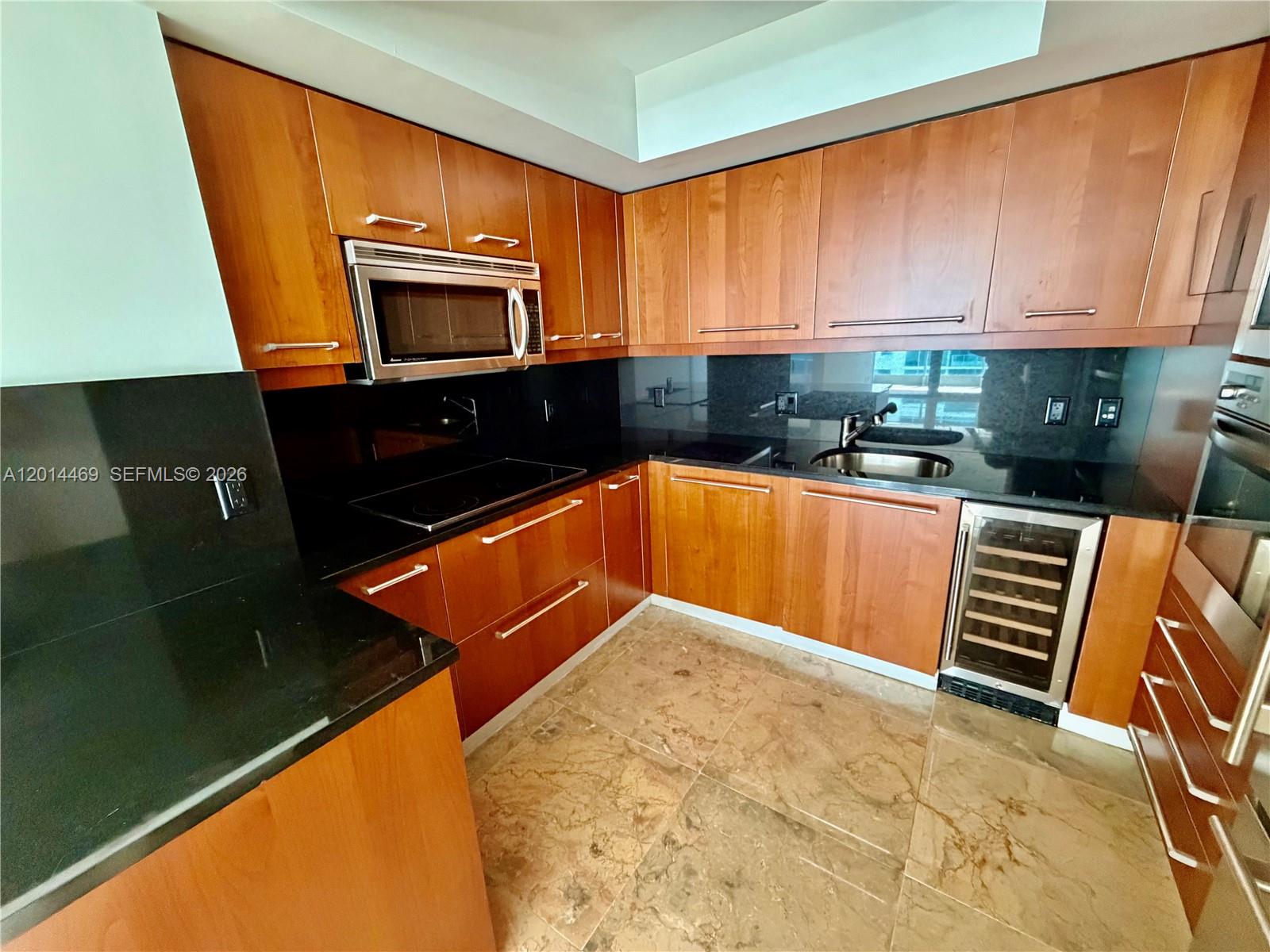 JADE RESIDENCES - Residential Lease