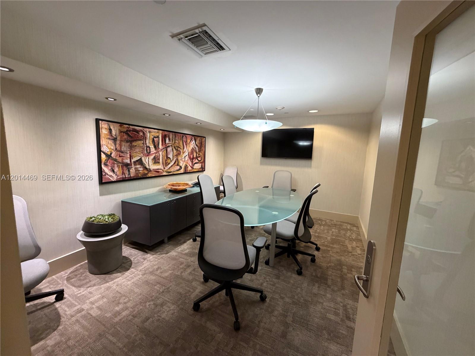 JADE RESIDENCES - Residential Lease