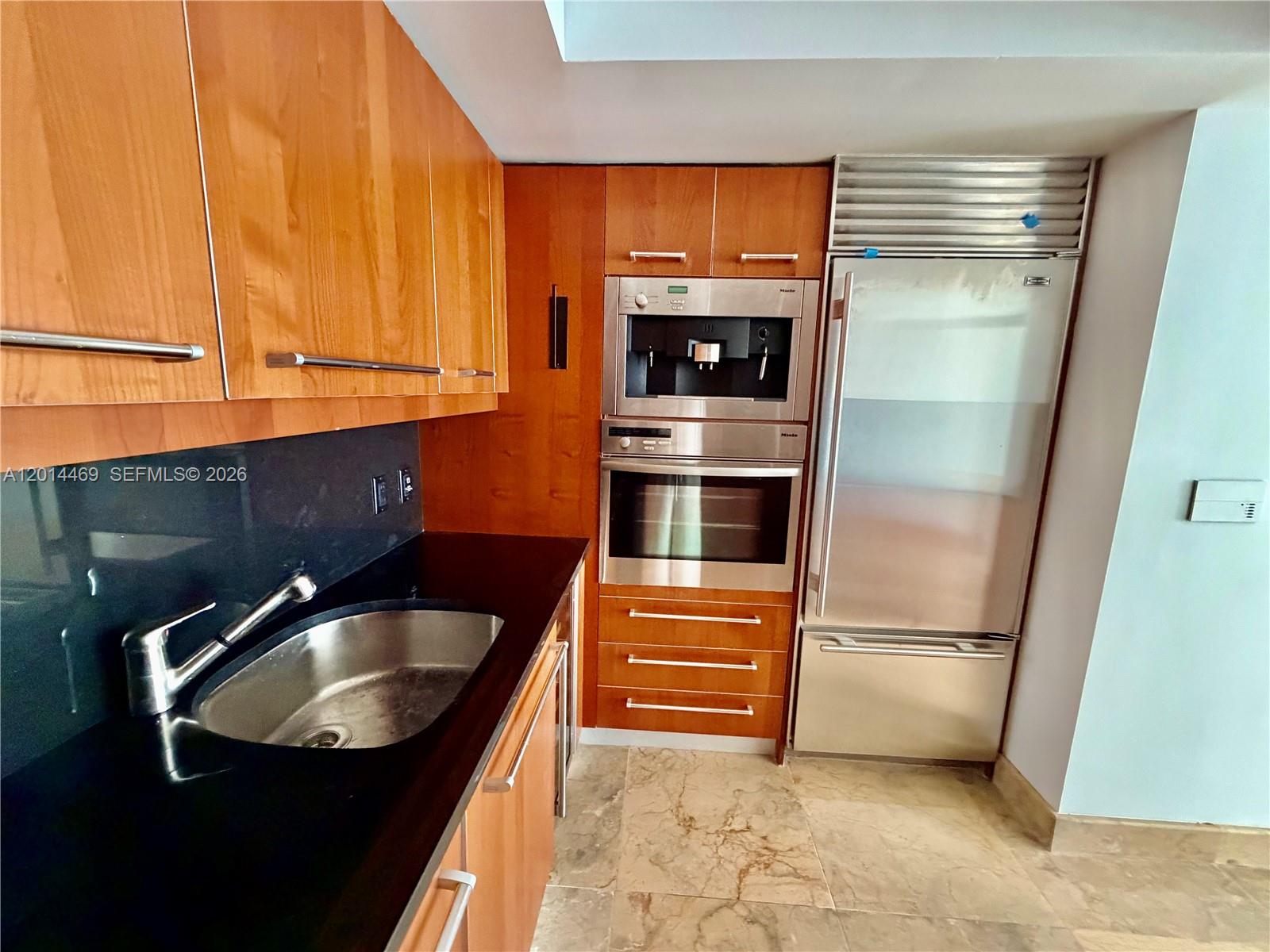 JADE RESIDENCES - Residential Lease