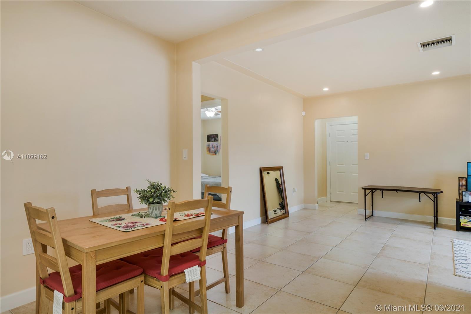 CORAL GABLES CRAFTS SEC - Residential Income