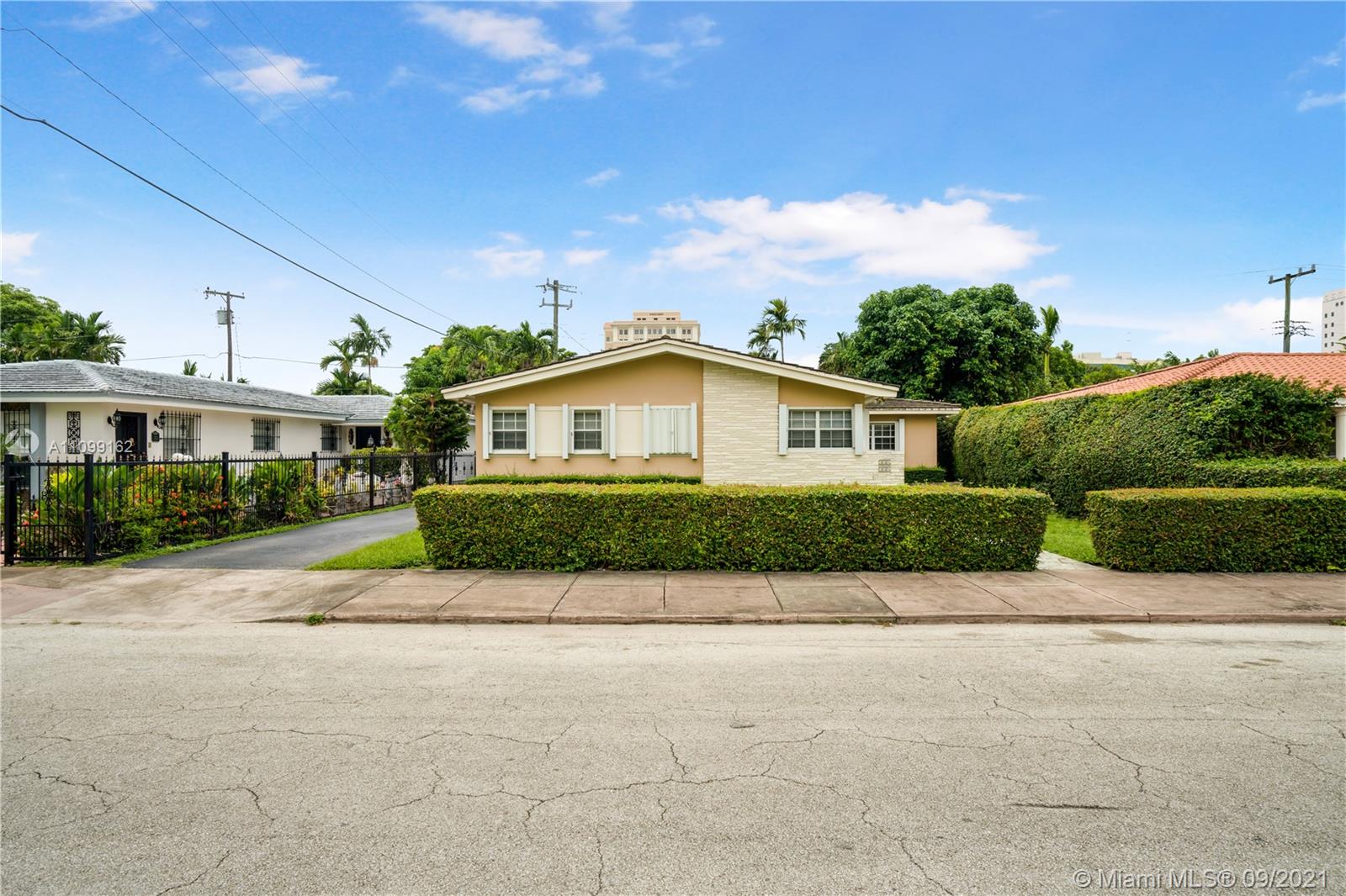 CORAL GABLES CRAFTS SEC - Residential Income