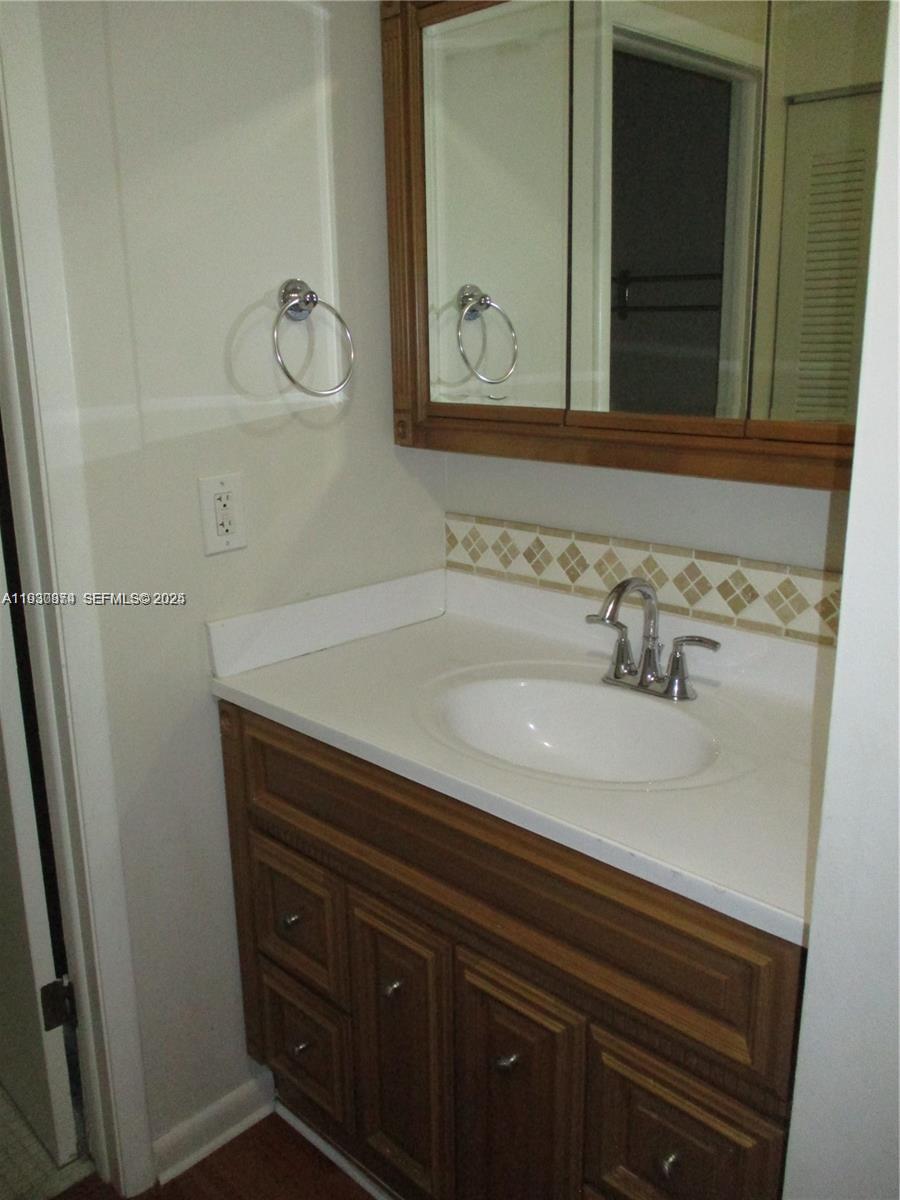 HEATHER WALK CONDO - Residential Lease