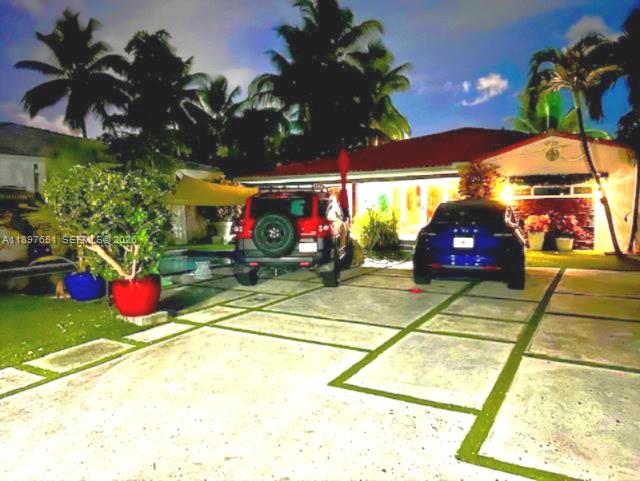 BISCAYNE POINT - Residential