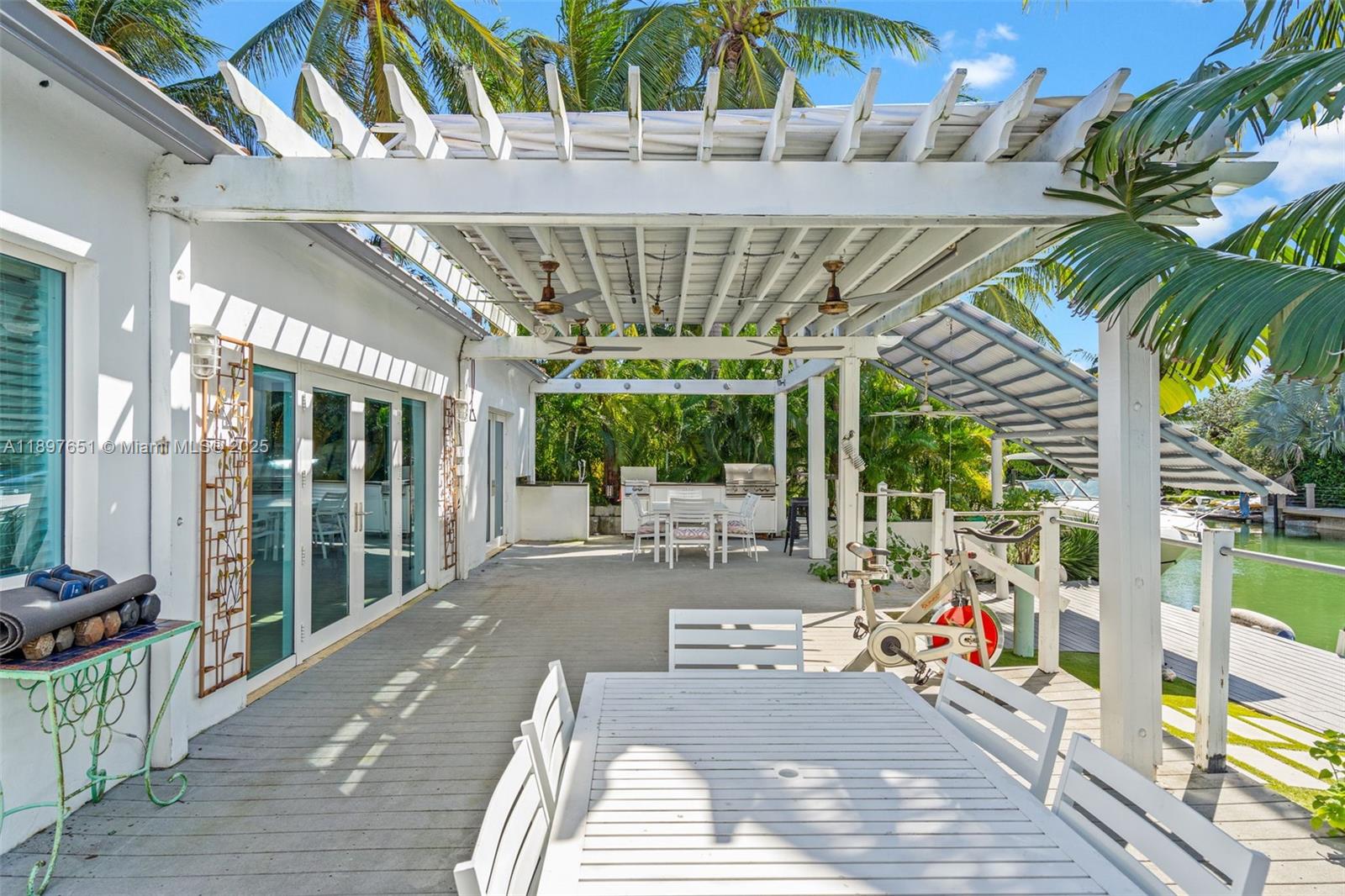 BISCAYNE POINT - Residential