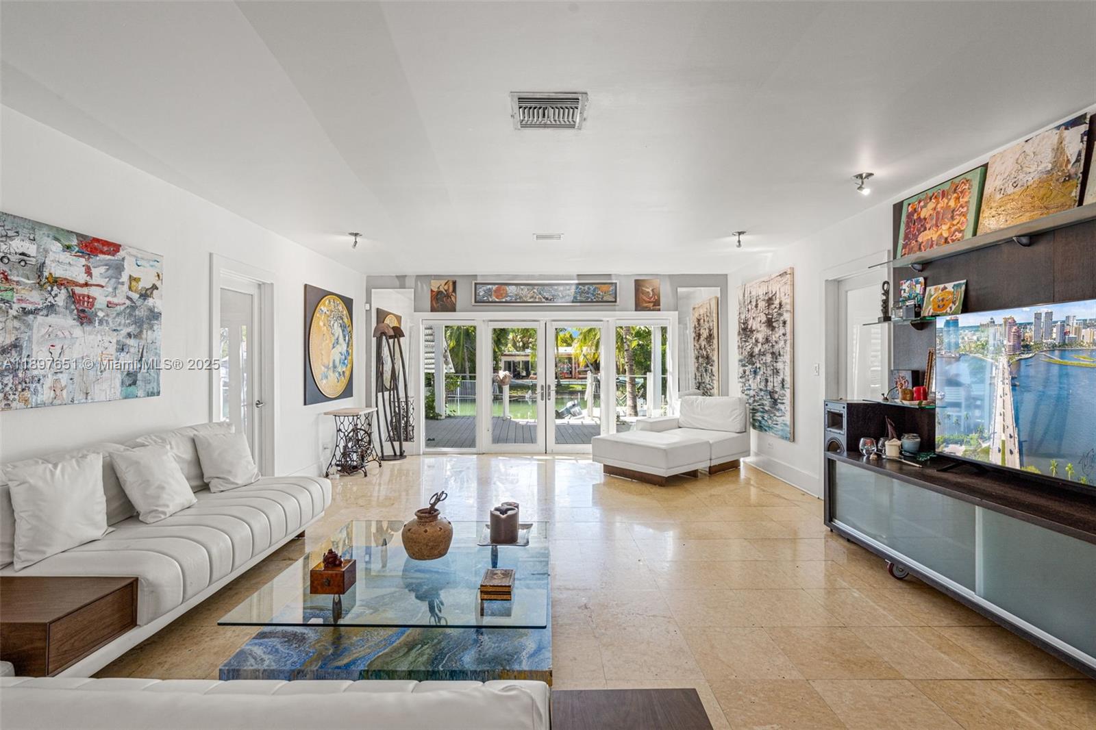 BISCAYNE POINT - Residential