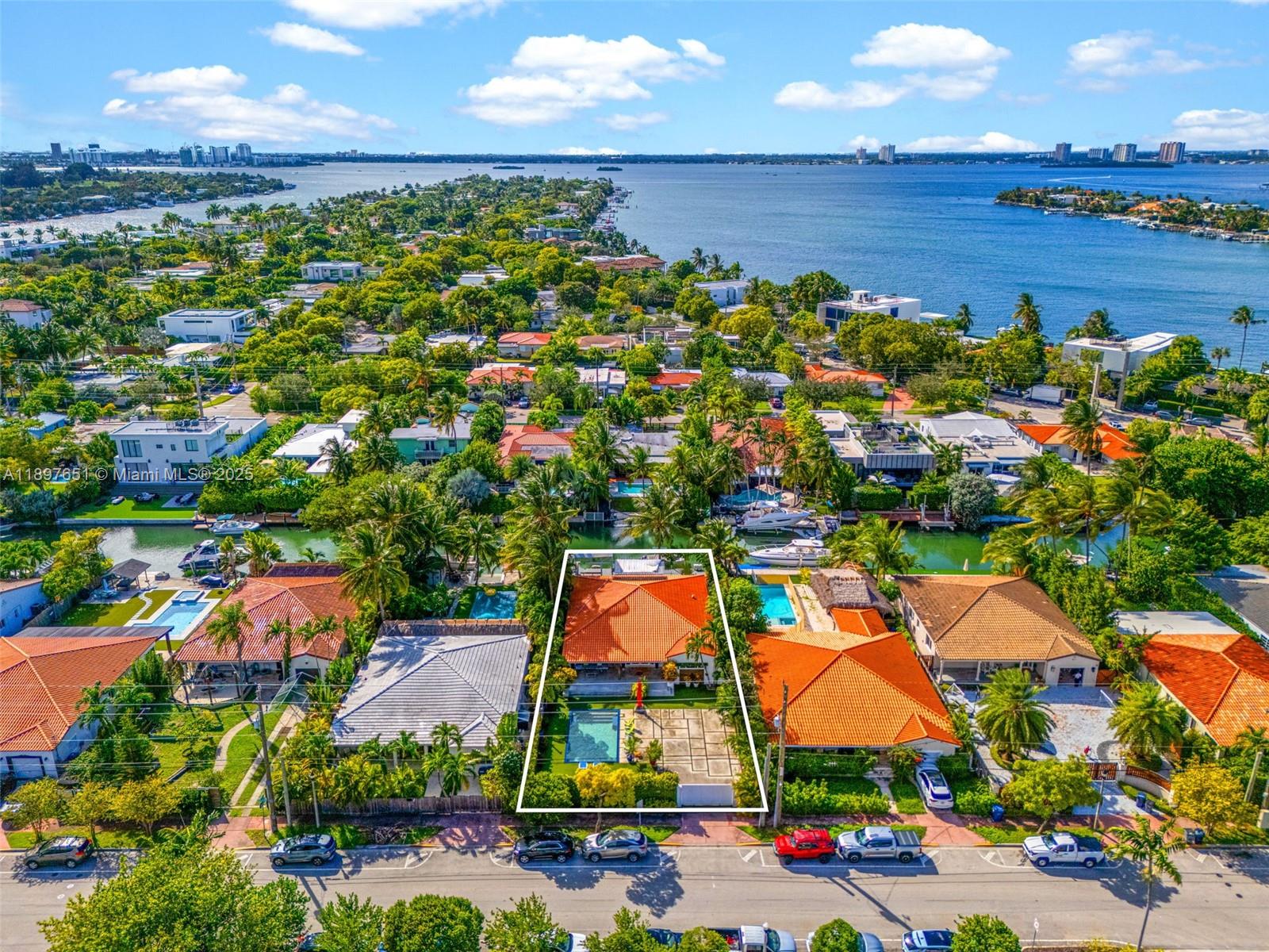 BISCAYNE POINT - Residential