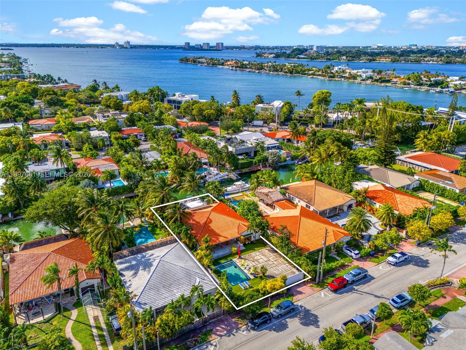 BISCAYNE POINT - Residential