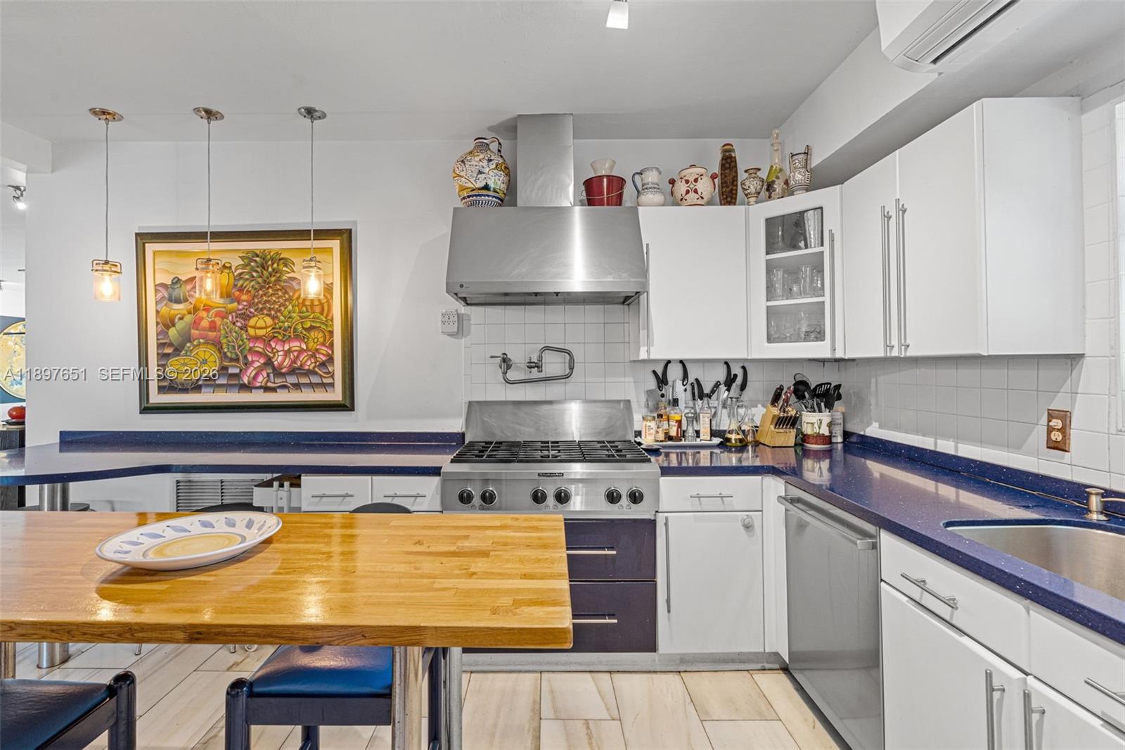 BISCAYNE POINT - Residential