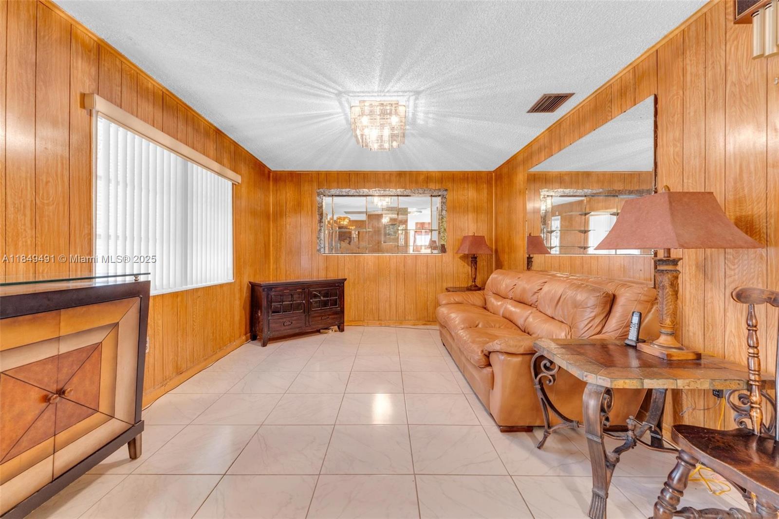 GORRAY PARK - Residential