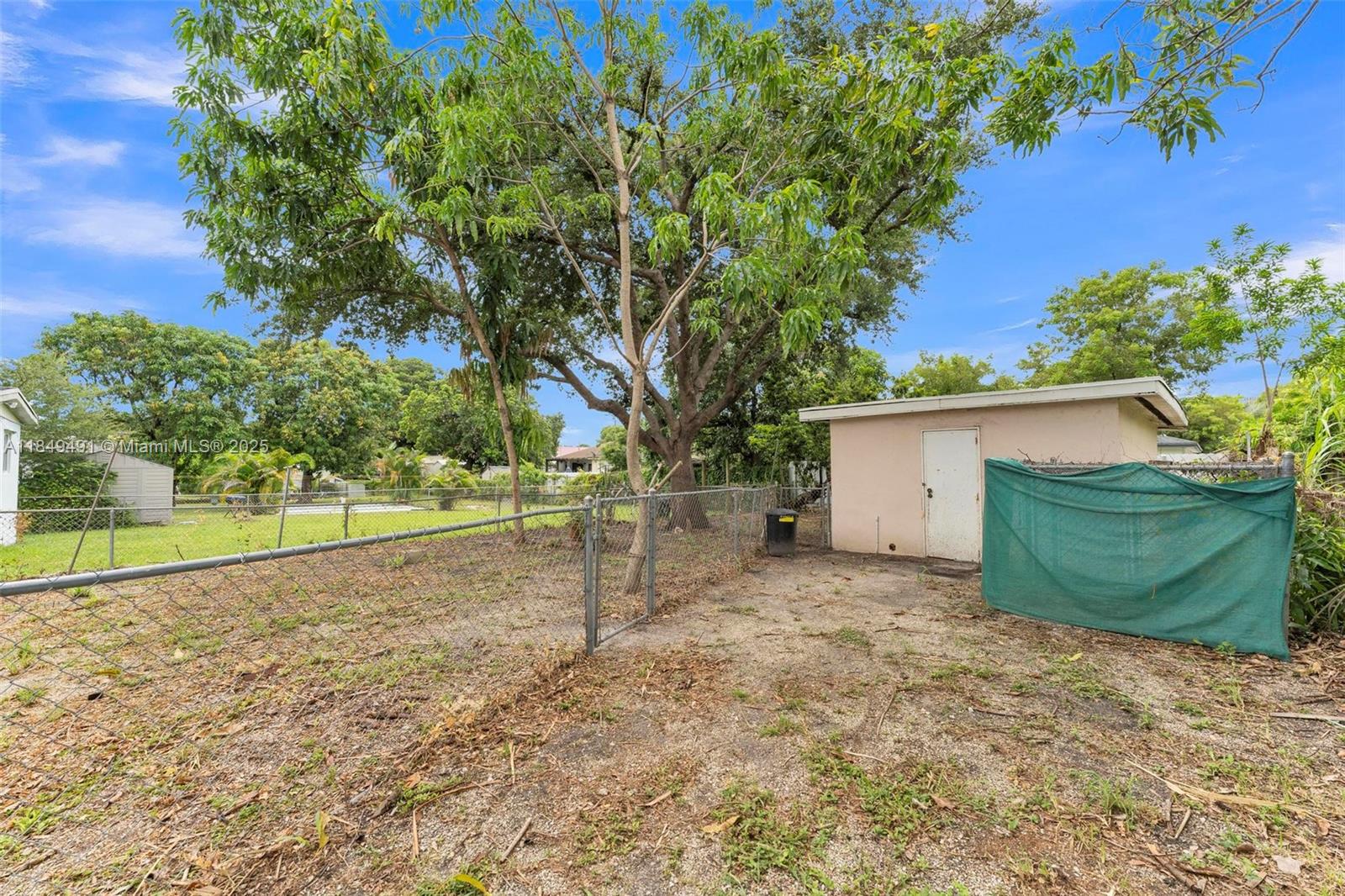 GORRAY PARK - Residential