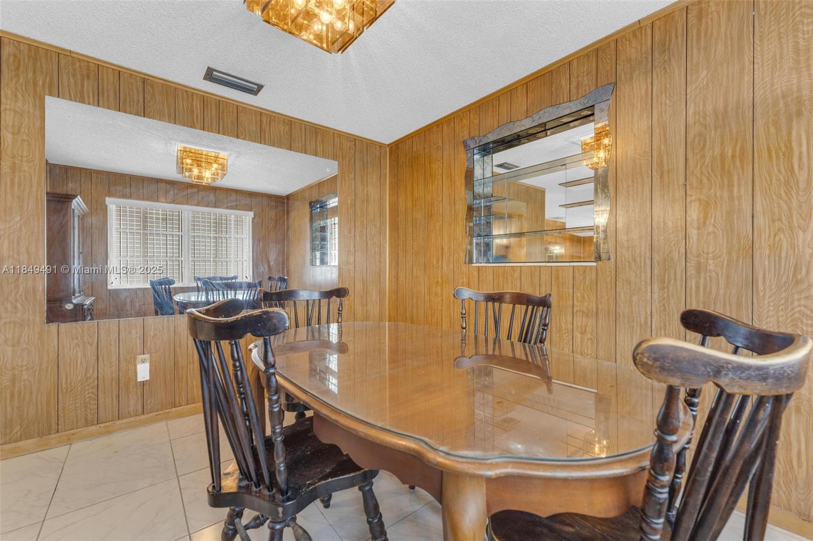 GORRAY PARK - Residential