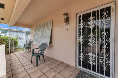 2238 NW 58th St Miami FL 33142