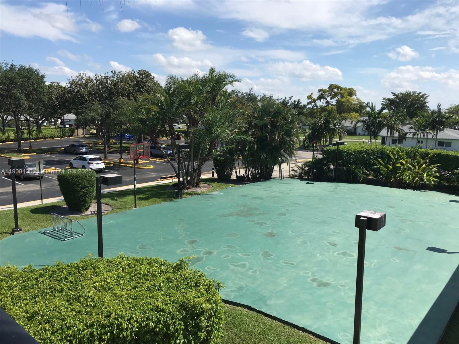 LAUDERDALE WEST CONDO NO - Residential Lease