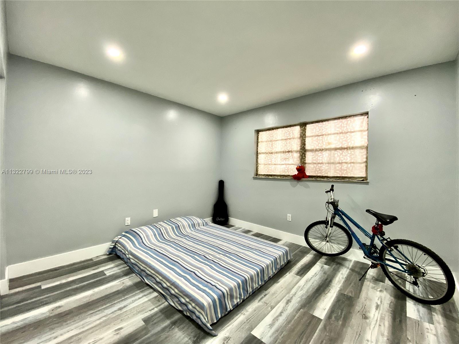 Photo 9 of 18 of 6125 W 20th Ave 302 condo