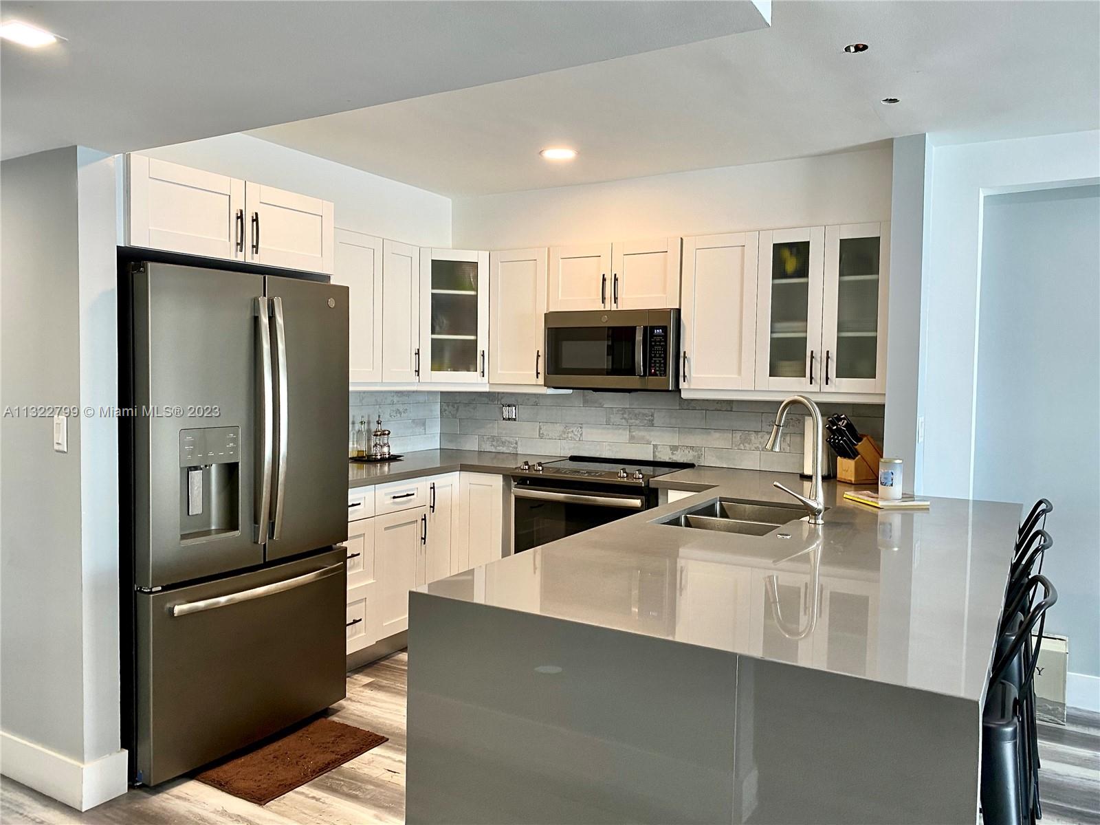 Photo 1 of 18 of 6125 W 20th Ave 302 condo