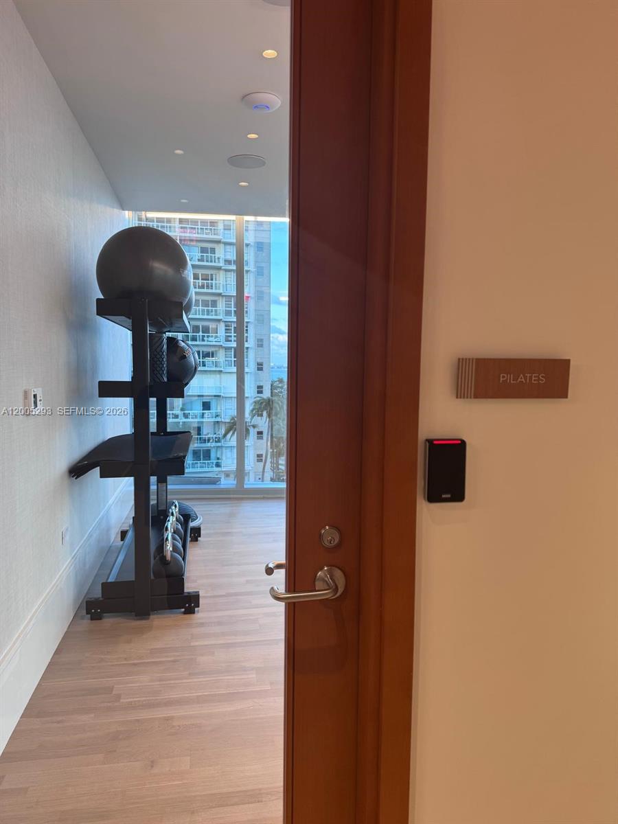 Una Residences - Residential