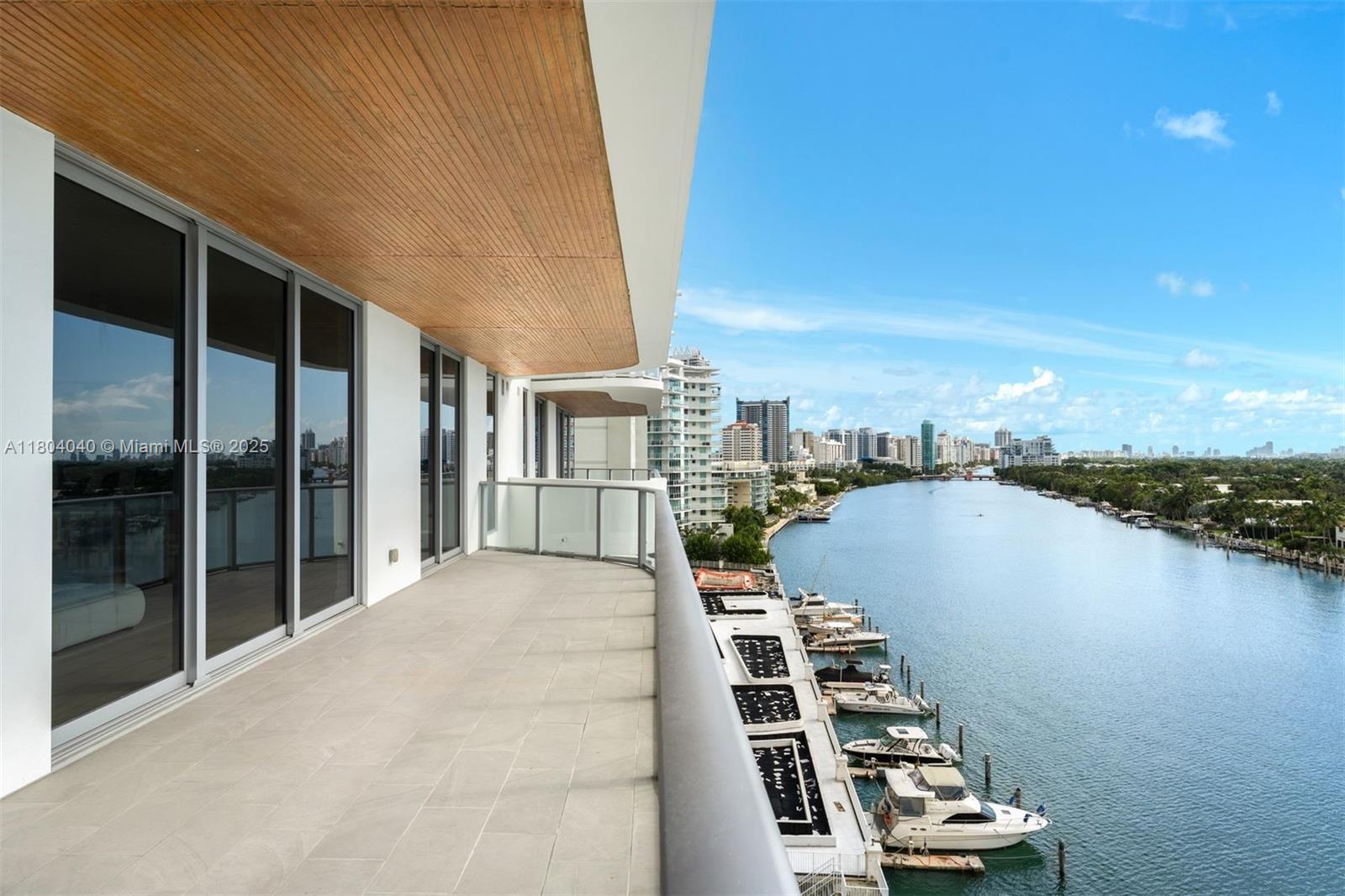 MONACO YACHT CLUB - Residential