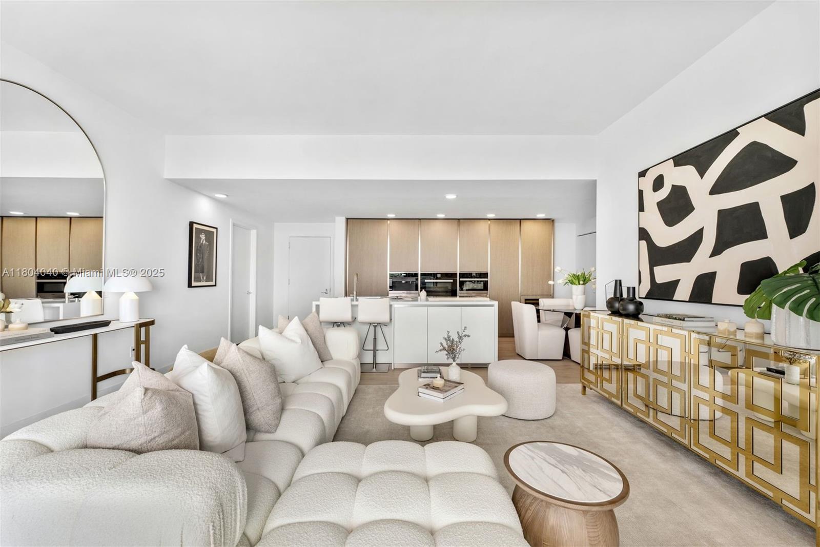 MONACO YACHT CLUB - Residential