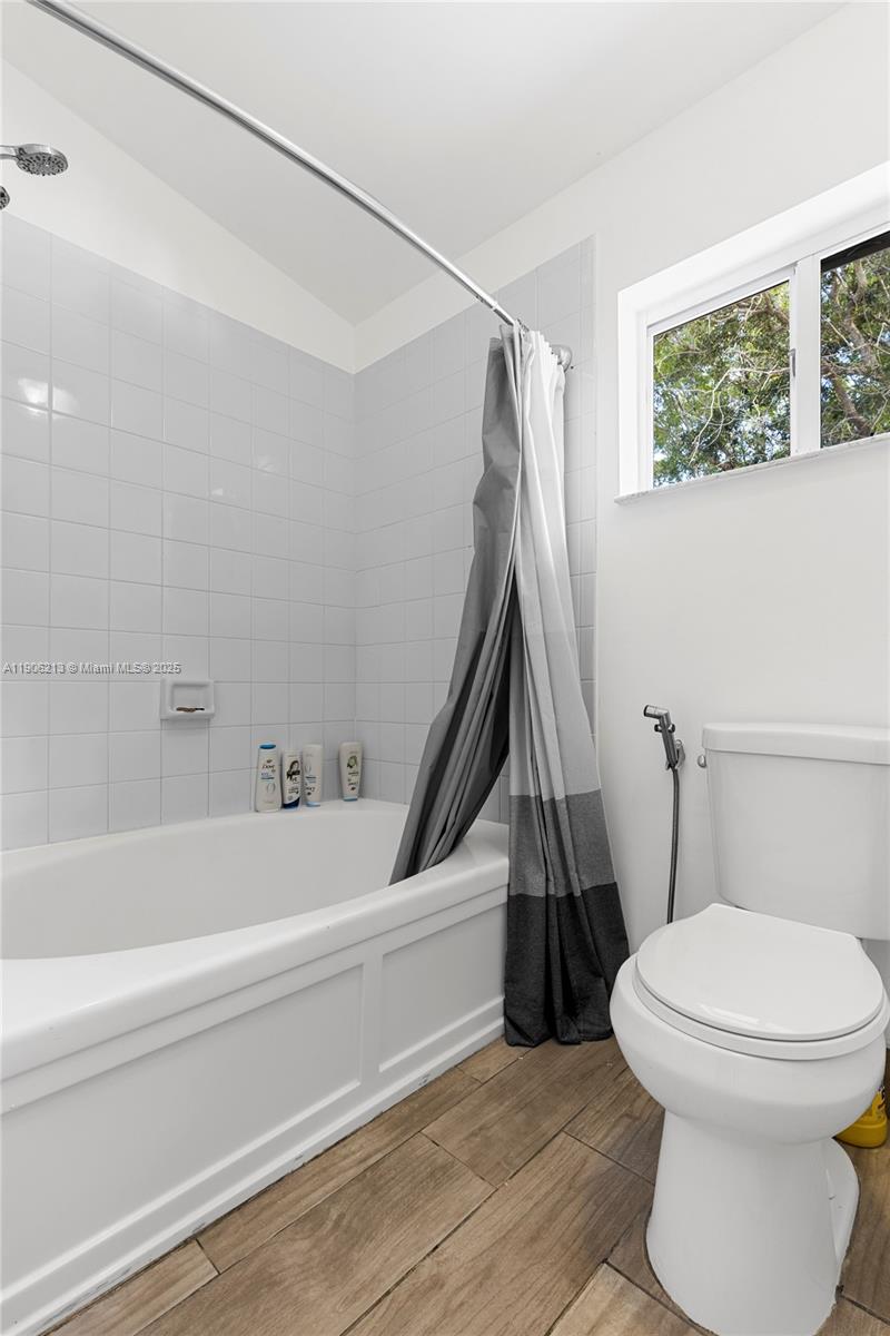 CHAPEL TRAIL II - Residential