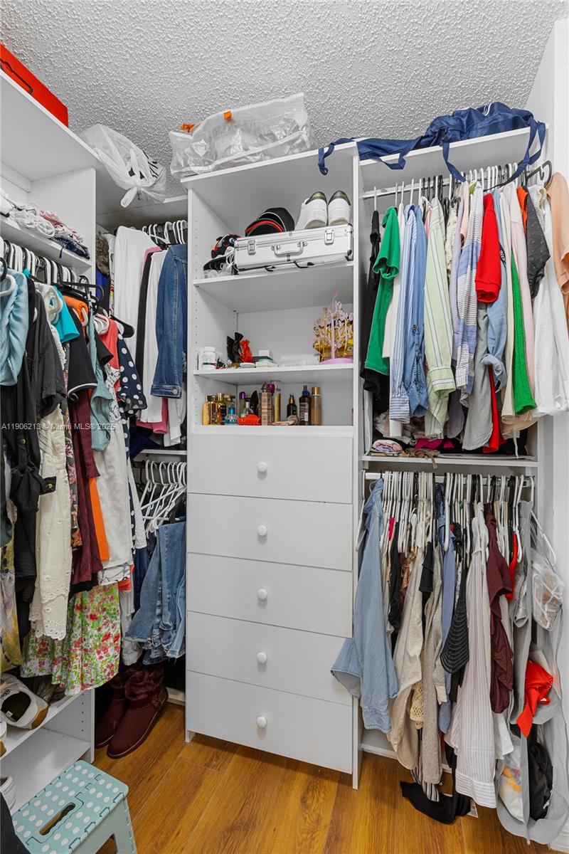 CHAPEL TRAIL II - Residential