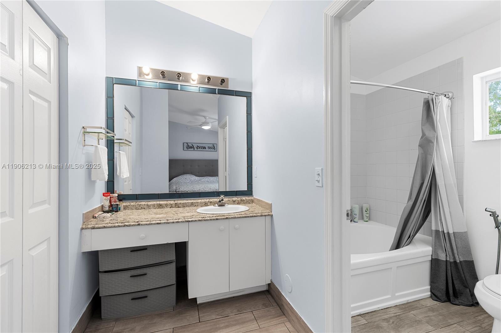 CHAPEL TRAIL II - Residential