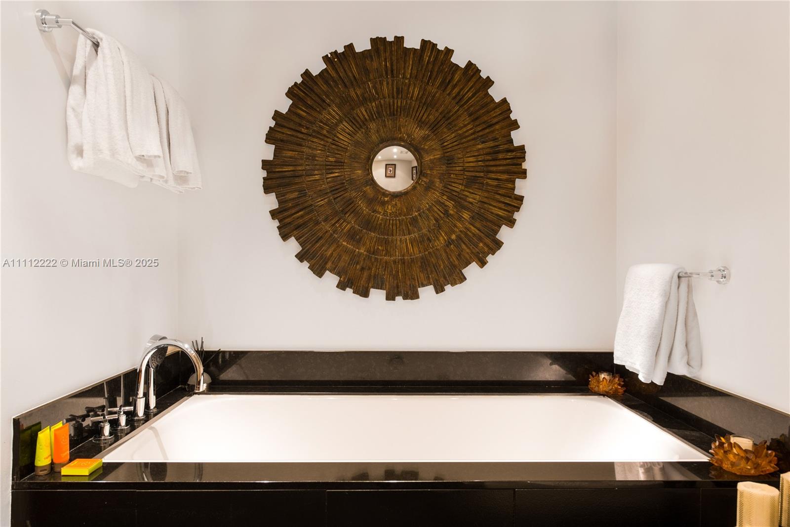 SETAI RESORT & RESIDENCES - Residential Lease