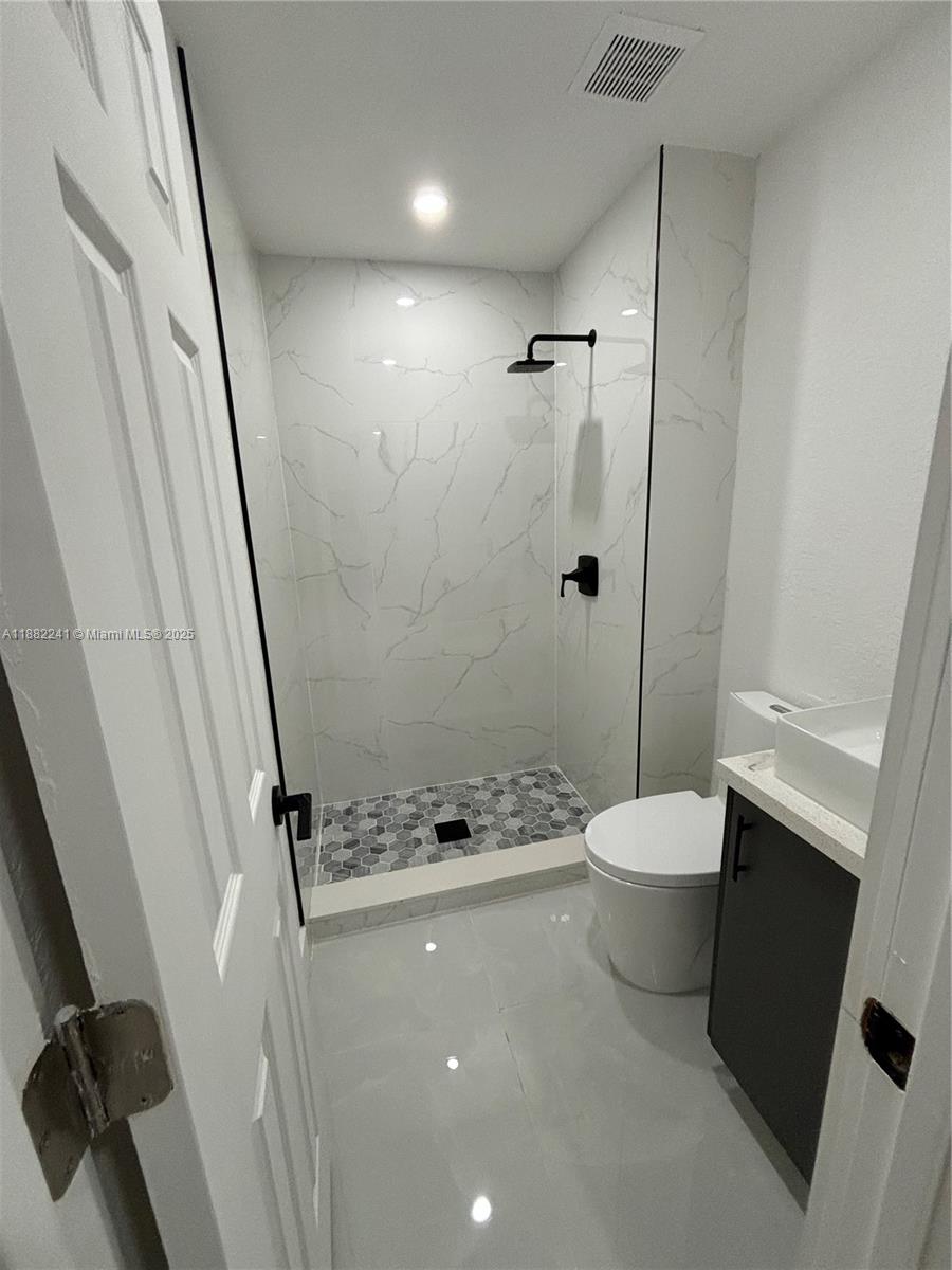 PEMBROKE PINES NO 2 - Residential Lease