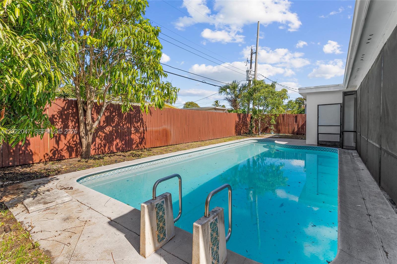 MIRAMAR PARK FIRST ADD - Residential