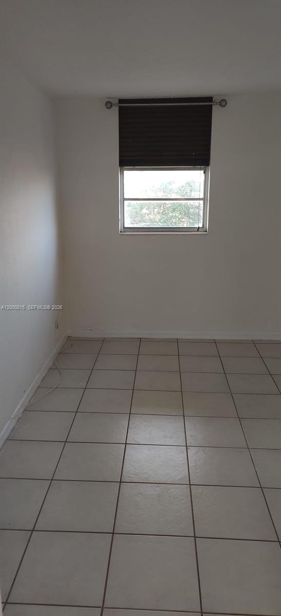 YOLANDA VILLAS CONDO - Residential Lease