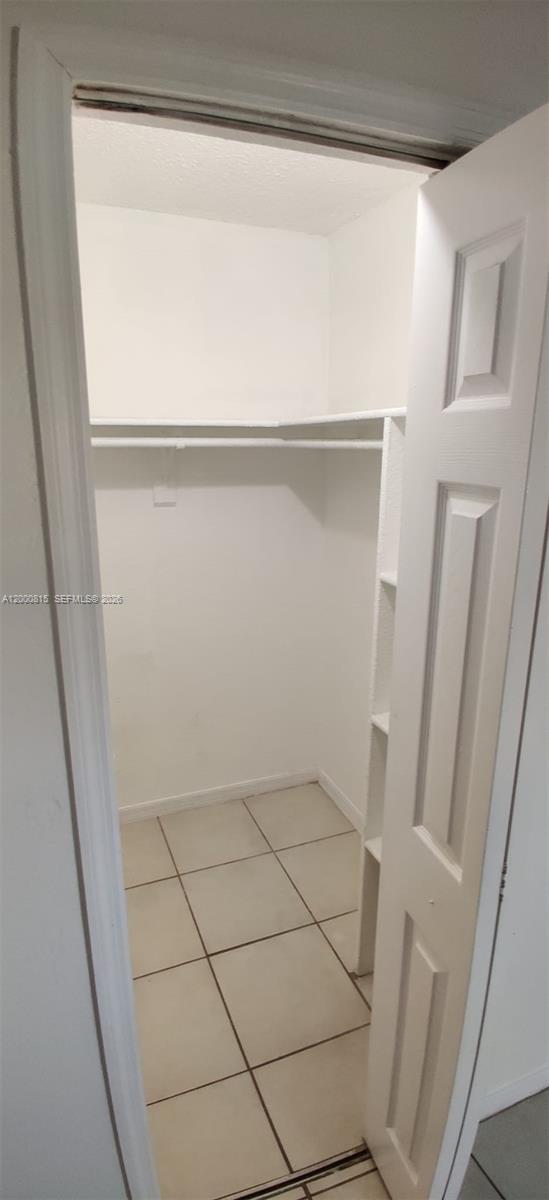 YOLANDA VILLAS CONDO - Residential Lease